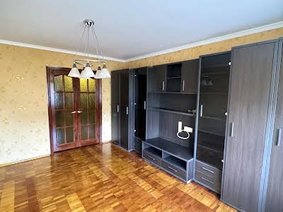 квартира по адресу Героїв Десантників ул., 9