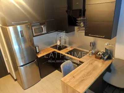 квартира за адресою Регенераторна вул., 4
