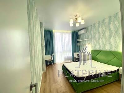 квартира за адресою Зарічна вул., 6