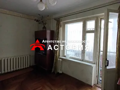 квартира за адресою Полякова, 25