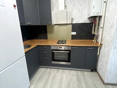 квартира по адресу Героев Небесной Сотни просп., 16/22