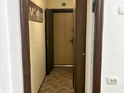 квартира по адресу Леси Украинки бульв., 3