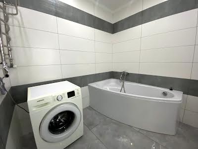 квартира за адресою Андрія Мельника вул., 10 к7