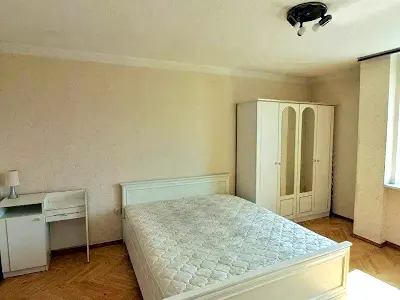 квартира за адресою Антоновича вул. (Горького), 164