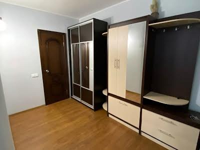 квартира за адресою Польова вул., 20б