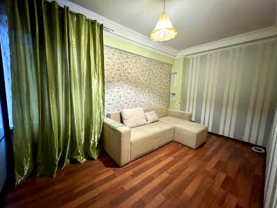 квартира за адресою Михайла Бойчука вул. (Кіквідзе), 6а