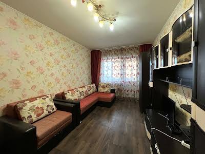 квартира за адресою Академіка Амосова вул., 6