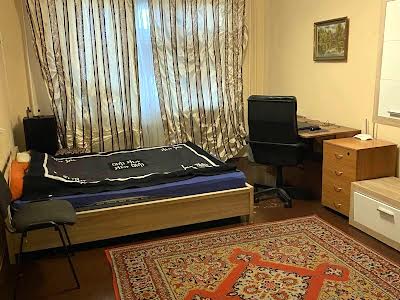 квартира за адресою Лазурна вул., 36