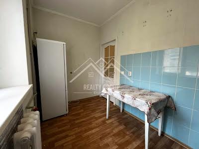 квартира за адресою В'ячеслава Чорновола вул. (Гутовського), 15