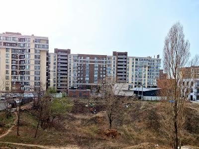 квартира за адресою Михайла Максимовича вул. (Онуфрія Трутенка), 28-Е