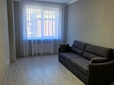 квартира по адресу Радісна, 2