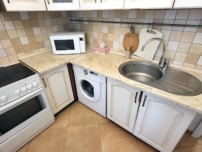 квартира за адресою Патріарха Мстислава Скрипника вул., 11