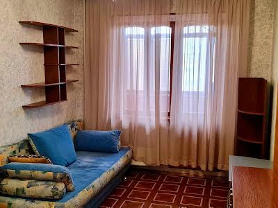 квартира за адресою Романа Шухевича просп. (Генерала Ватутіна), 6