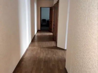 комерційна за адресою Зрошувальна вул., 4