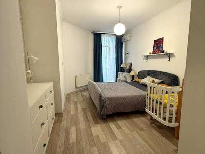 квартира за адресою Регенераторна вул., 4 к4