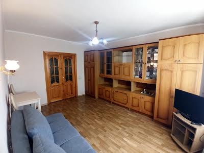 квартира за адресою Олександра Мишуги вул., 7