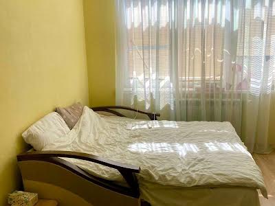 квартира за адресою Авіаконструктора Ігоря Сікорського вул. (Танкова), 4-Б