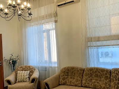 квартира за адресою Лютеранська, 10