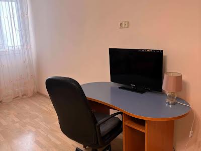 квартира за адресою Композитора Мейтуса вул., 4