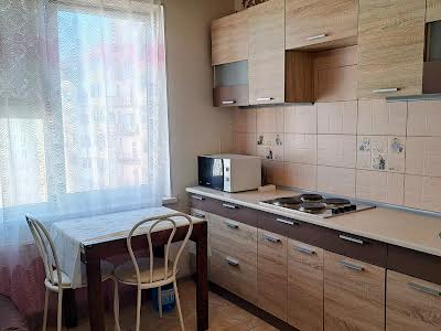 квартира по адресу Радужный массив ул., 11