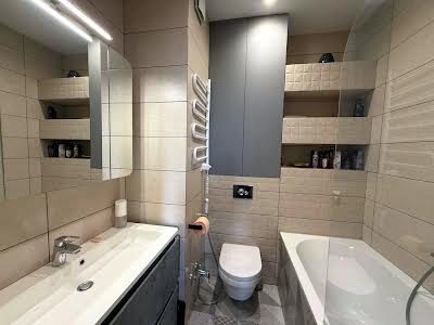 квартира за адресою Генуезька вул., 3б