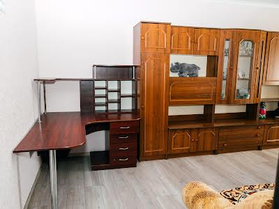 квартира за адресою Довга вул., 20в