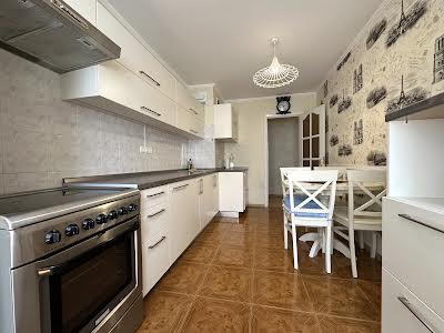 квартира по адресу Леся Курбаса просп., 1-Б