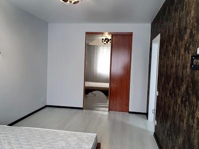 квартира по адресу Боголюбова ул., 33