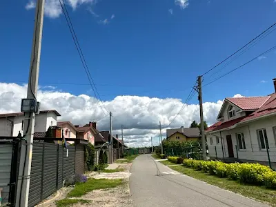 участок по адресу Центральна