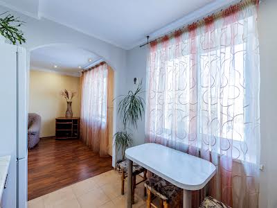 квартира по адресу Елены Телиги ул., 43