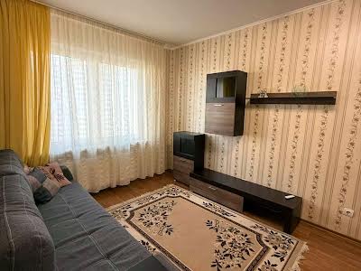 квартира за адресою Софії Русової вул., 3