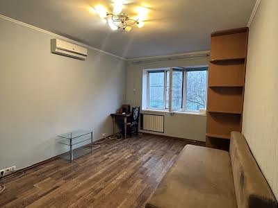квартира по адресу Героев Днепра ул., 47