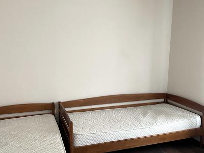 квартира за адресою Практична вул., 3