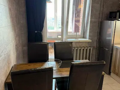 квартира по адресу Ревуцкого ул., 5