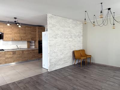квартира за адресою Олекси Тихого пров., 4 к1