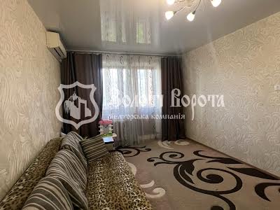 квартира за адресою Свободи просп., 4