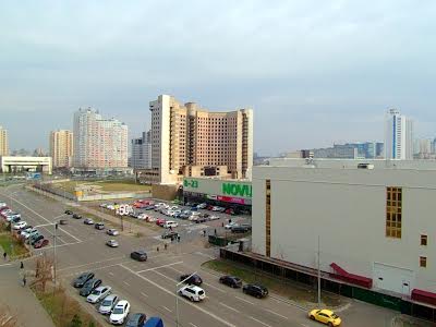 квартира по адресу Киев, Никольско-Слободская ул., 2в