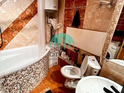 квартира по адресу Ивана Миколайчука ул., 22