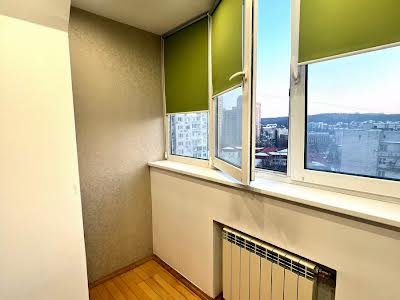 квартира по адресу Голосеевский просп. (40-летия Октября), 15А