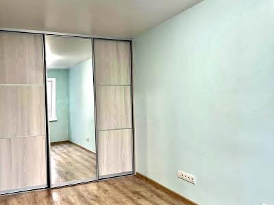 квартира за адресою Степана Бандери просп., 70