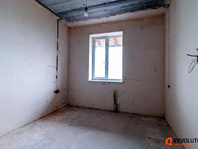 квартира за адресою Придорожна вул., 11В