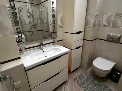 квартира по адресу Грушевського Михайла, 18