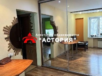 квартира за адресою Чарівна вул., 38