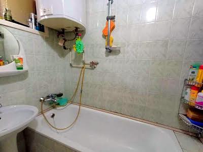 квартира за адресою Одеса, Новаторов, 9