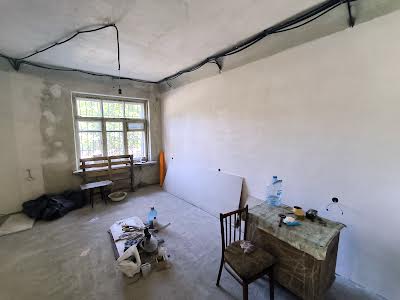 комерційна за адресою Конституції просп., 17