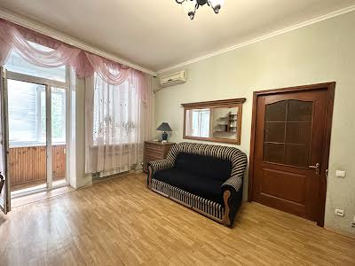 квартира за адресою Сталеварів вул., 26