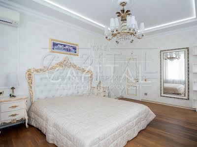 квартира по адресу Андрея Верхогляда ул. (Михайла Драгомирова), 15