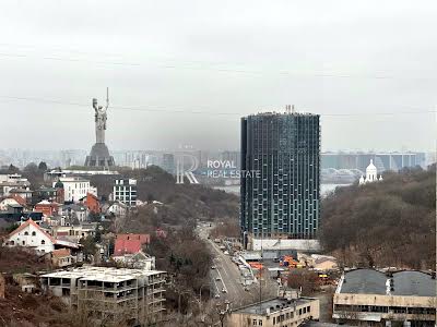 квартира за адресою Старонаводницька вул., 6Б