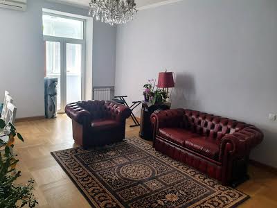 квартира за адресою Кловський узвіз, 14/24