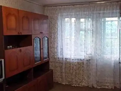 квартира за адресою Привокзальна вул., 12